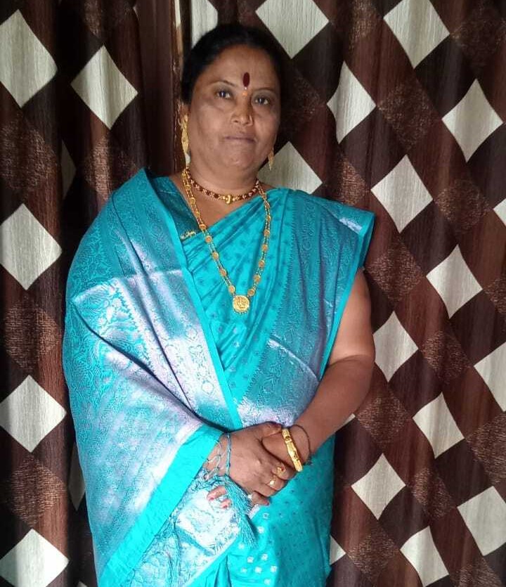 सौ.लता शिरतोडे सदस्य